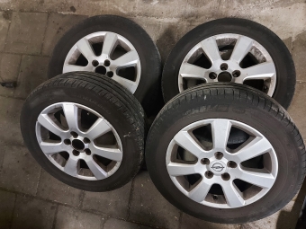 Set 16 inch LM velgen + banden Opel Zafira