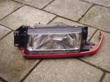 Linker koplamp Mazda 323 uit 1989-1994