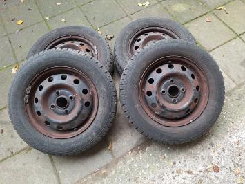 Set 13 inch zomer banden + stalen velgen, 4 x 100